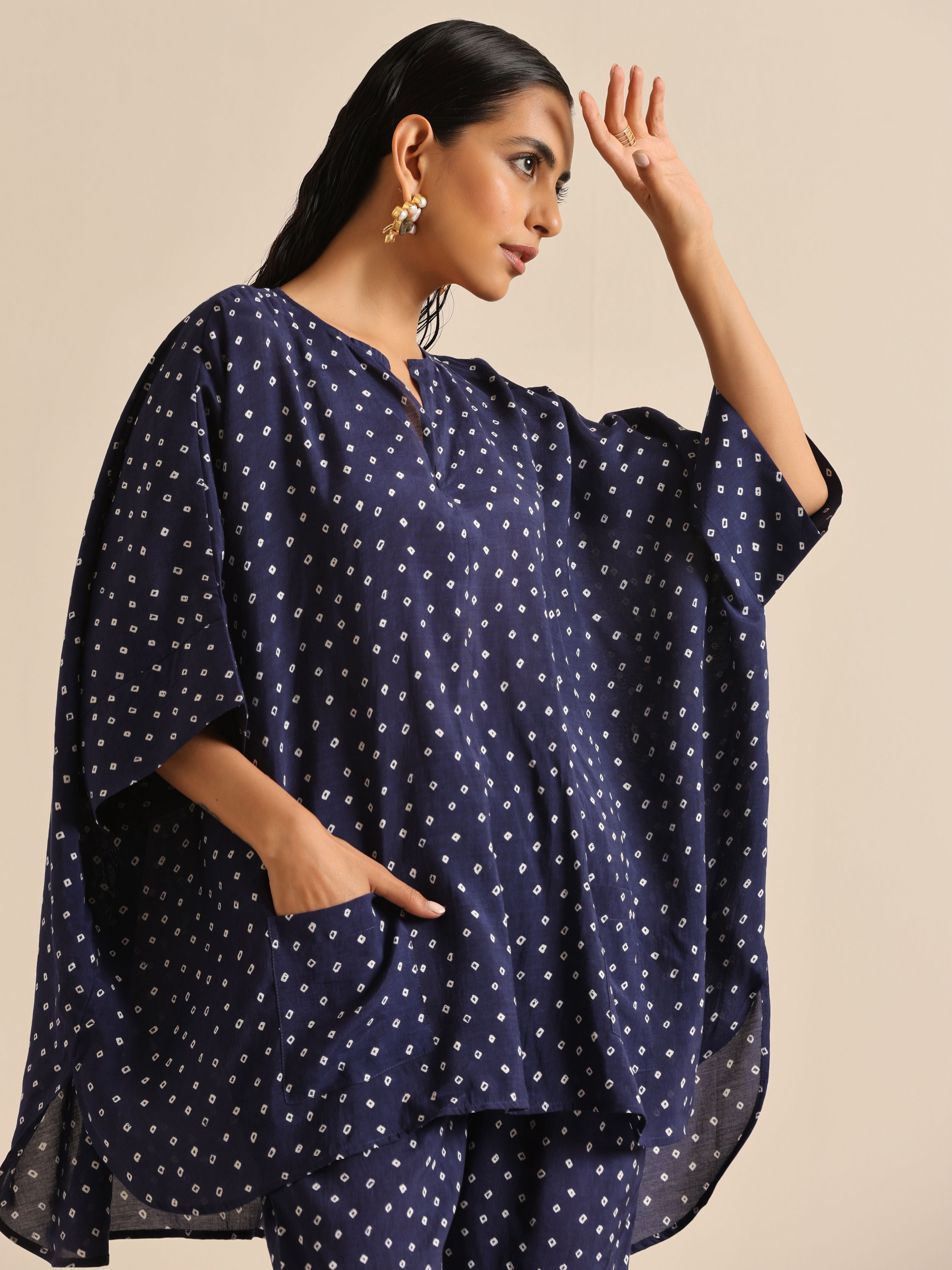 trueBrowns Blue Bandhani Silk Printed Boxy Fit Co-Ord Set - Distacart