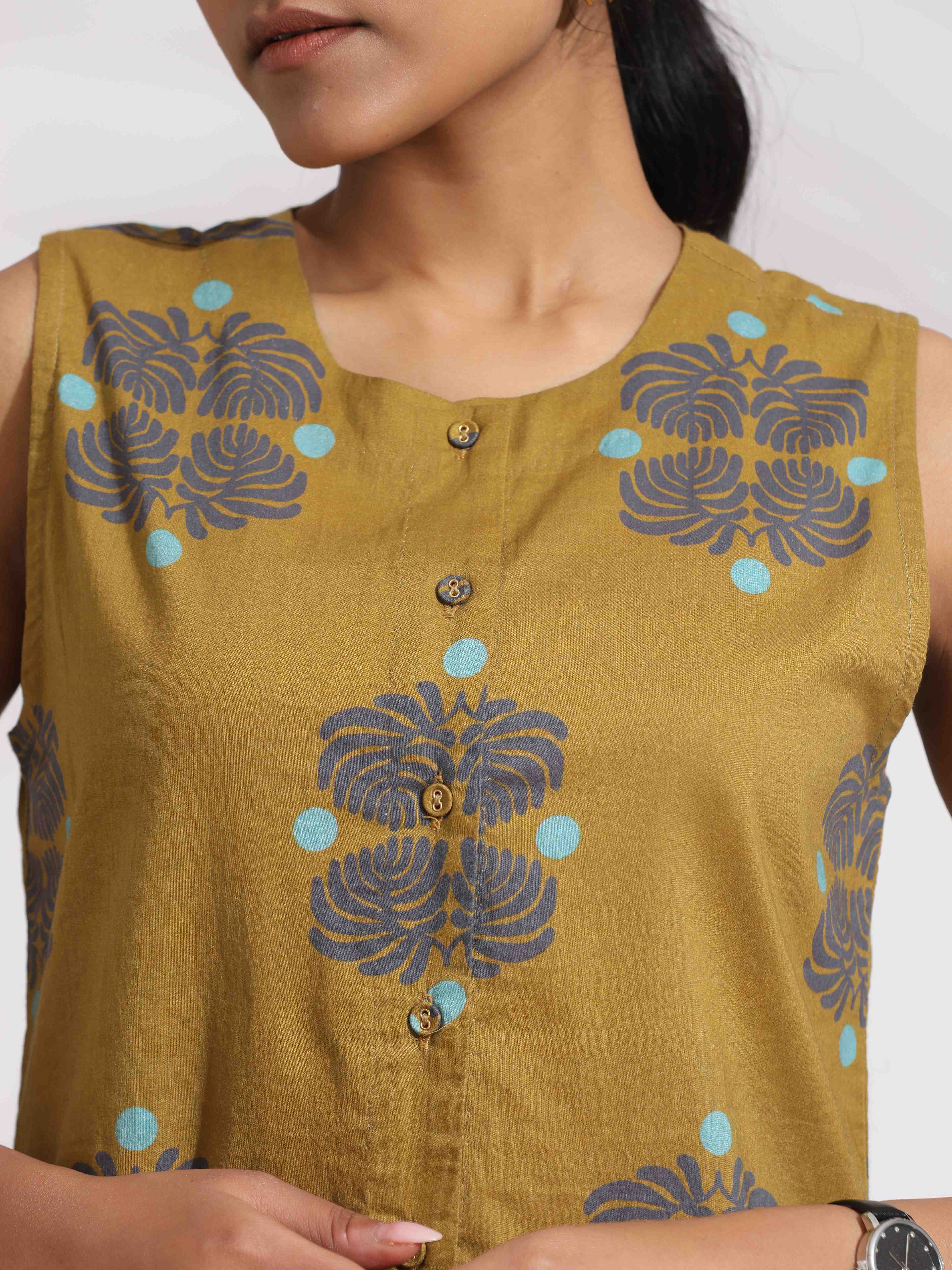 trueBrowns Green Cotton Print Top & Flared Pants Co-ord Set