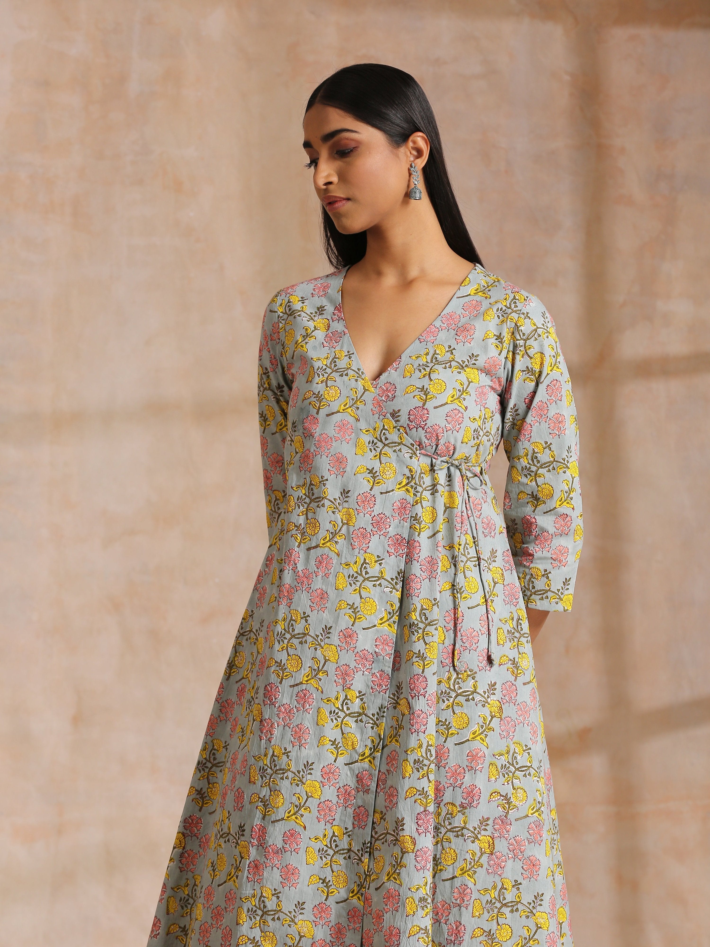 trueBrowns Grey Overall Floral Block Print Cotton Angrakha Kurta Pant Set - Distacart
