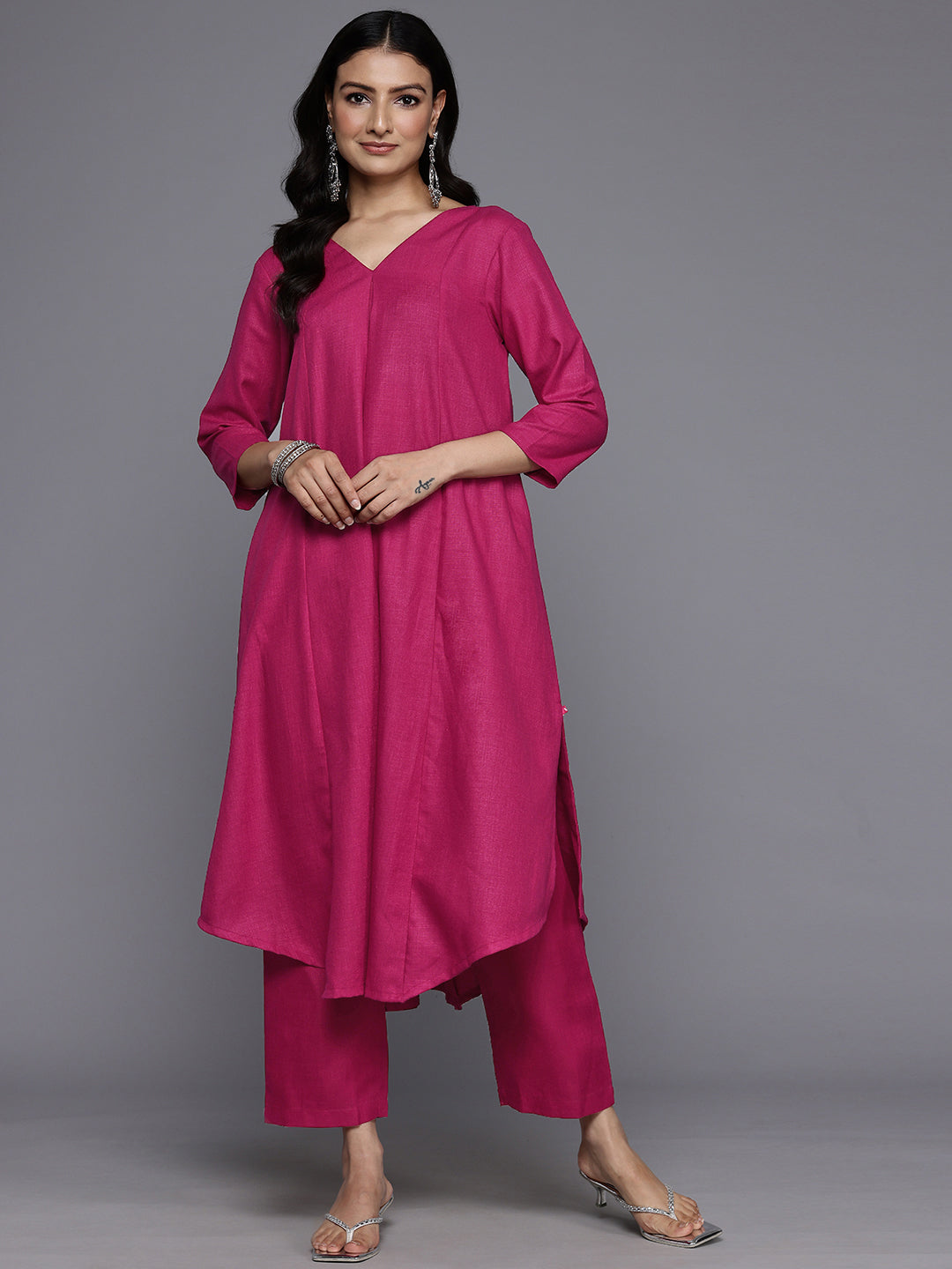 Varanga Women Magenta Solid A-Line Kurta Paired With Tonal Bottom - Distacart