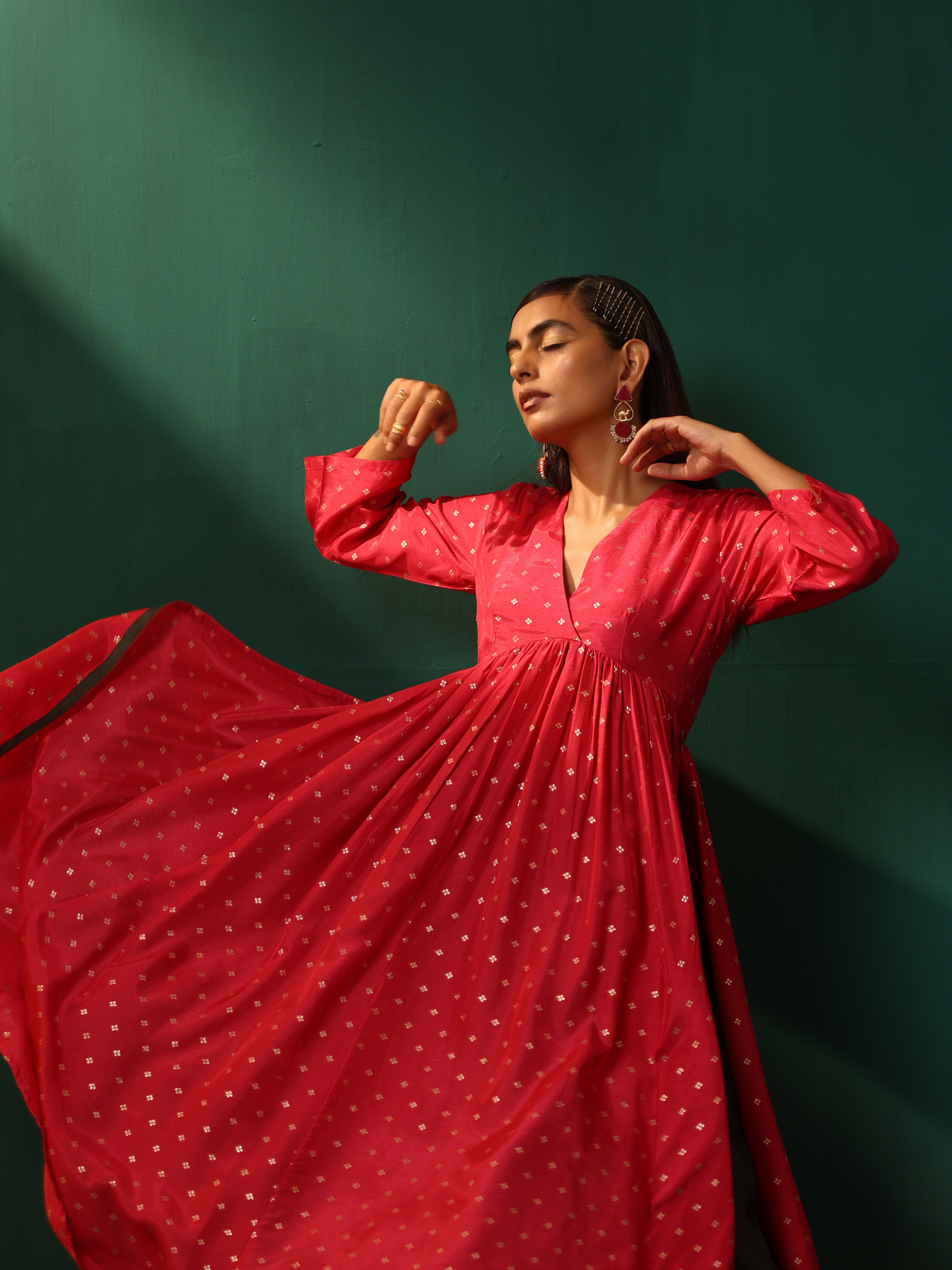 trueBrowns Pink Square Viscose Silk V-Neck Waist Gathered Kurta Pant Set - Distacart