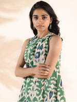 Thumbnail for trueBrowns Green Cotton Ikat Sleeveless Co-ord Set - Distacart