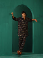 Thumbnail for trueBrowns Men's Black Tonal Ikat Muslin Silk Printed Co-ord Set - Distacart