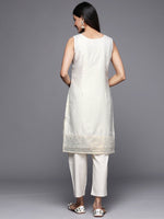 Thumbnail for Ahalyaa Women Off White & Gold-Toned Geometric Printed Kurta - Distacart