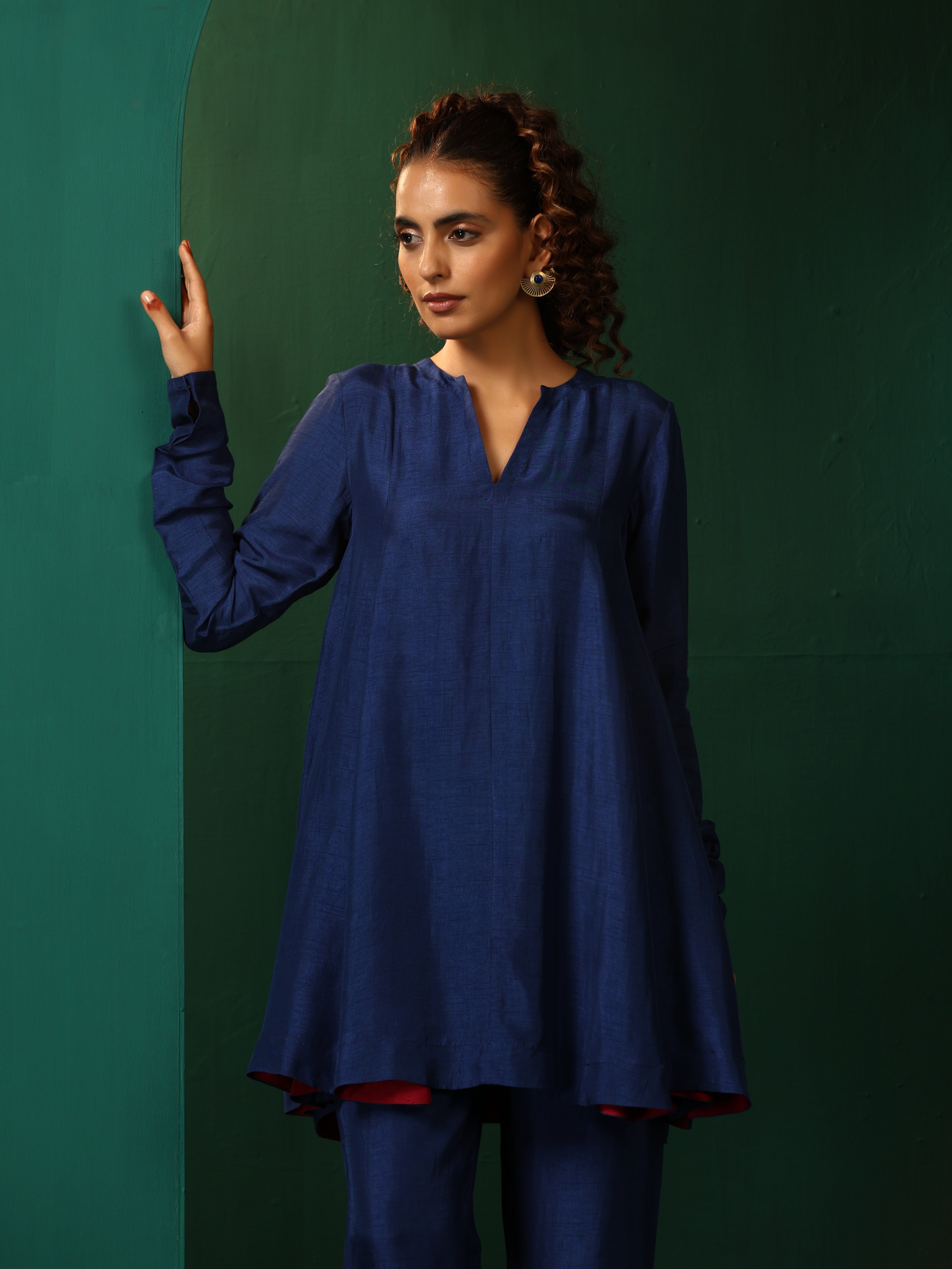 trueBrowns Blue Silk Flared Co-ord Set - Distacart