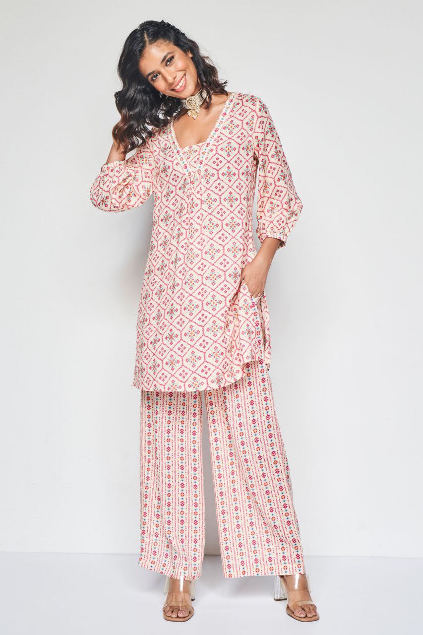 NOZ2TOZ Floral Printed Knee Length V Neck Co-ords Set - Distacart