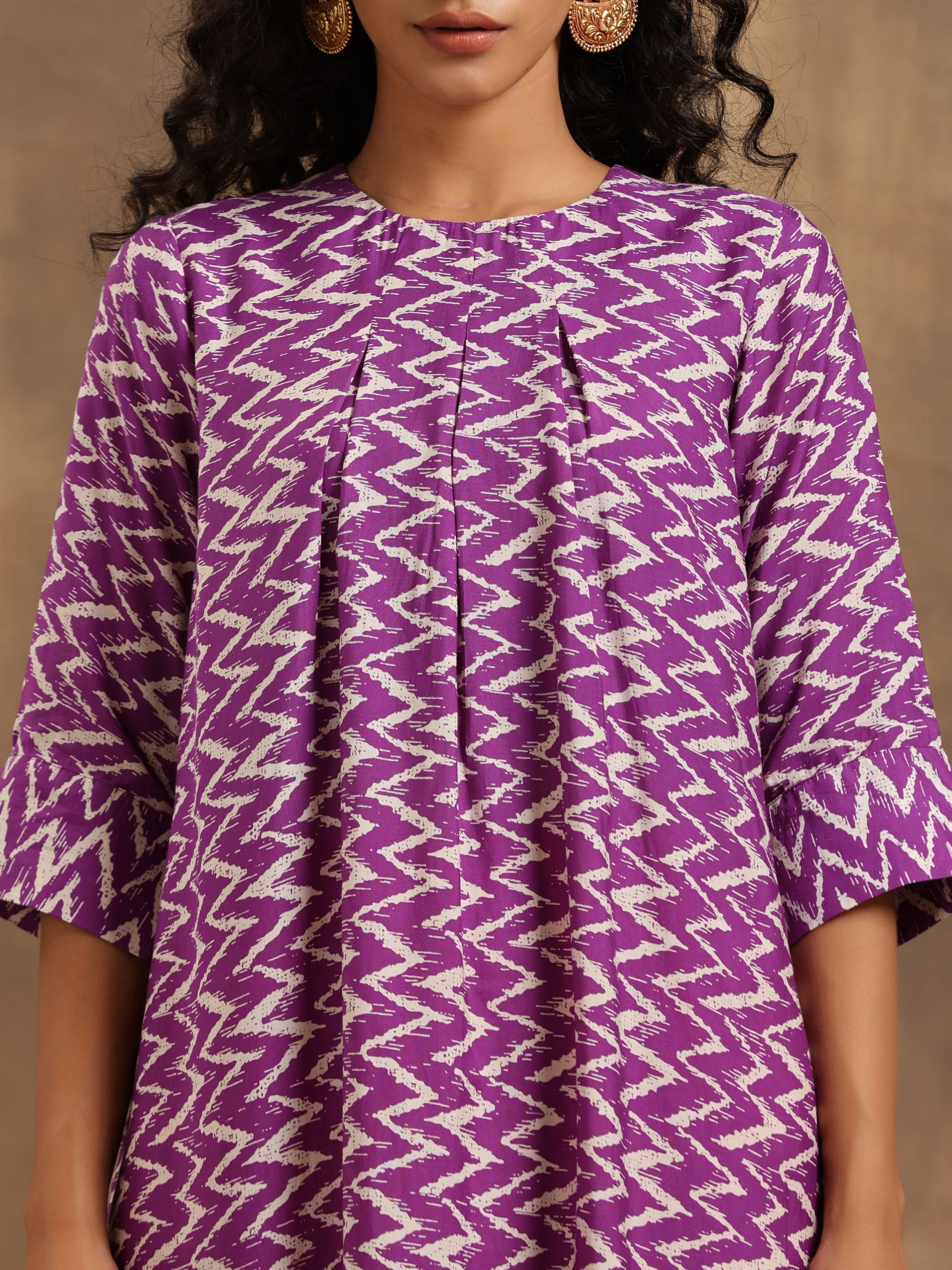 trueBrowns Purple Zig-Zag Printed Silk Kurta Pant Set - Distacart