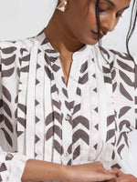 Thumbnail for trueBrowns White Cotton Stripe Print Pleated Kurta Set