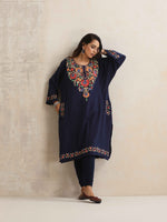Thumbnail for trueBrowns Blue Kashmiri Floral Embroidered Woollen Phiran Kurta - Distacart