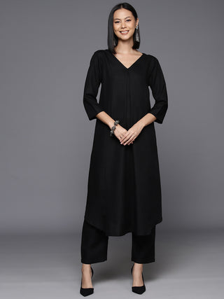 Varanga Women Black Solid A-Line Kurta Paired With Tonal Bottom - Distacart