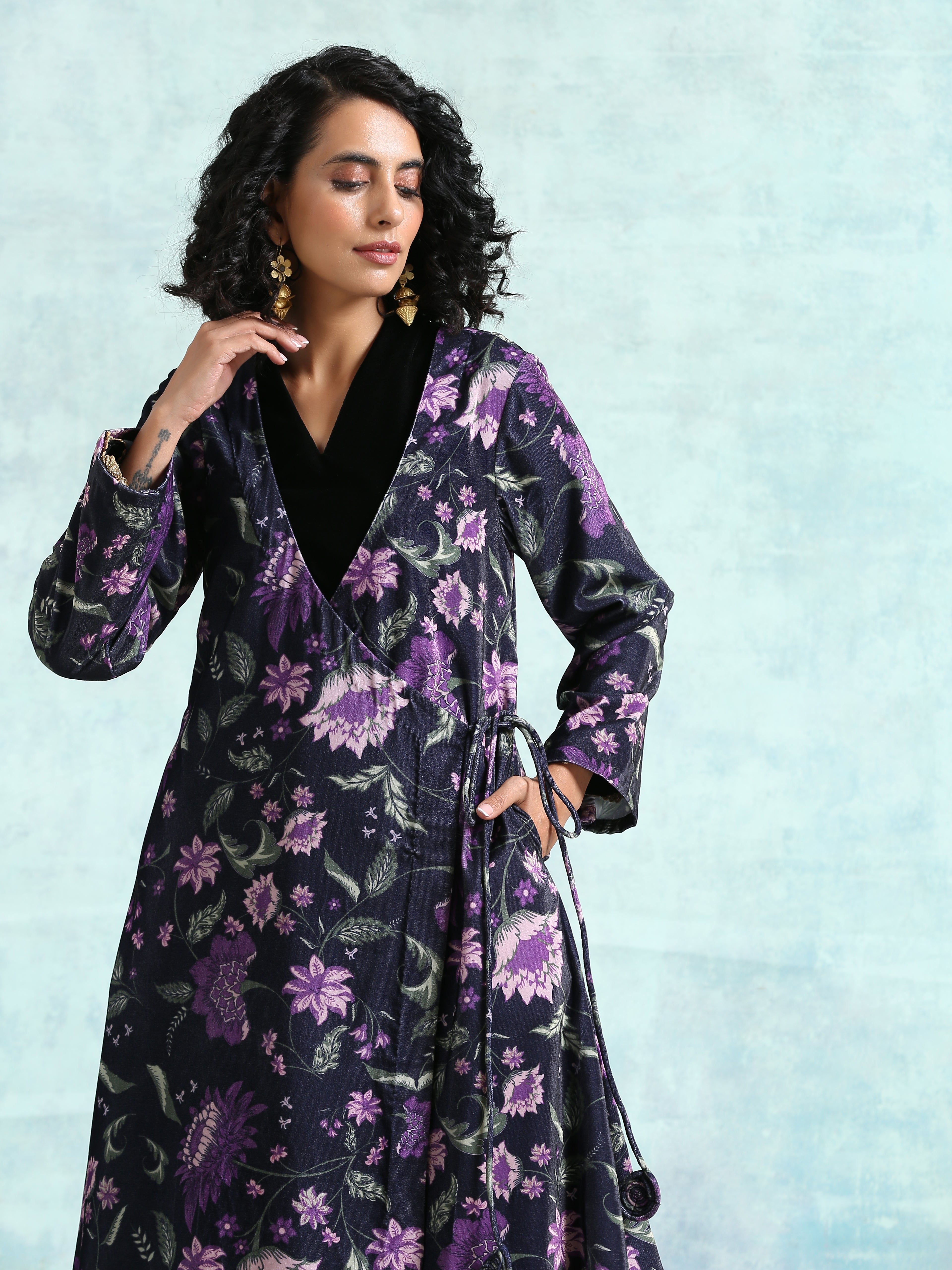 trueBrowns Black Printed Velvet Angrakha Jacket - Distacart