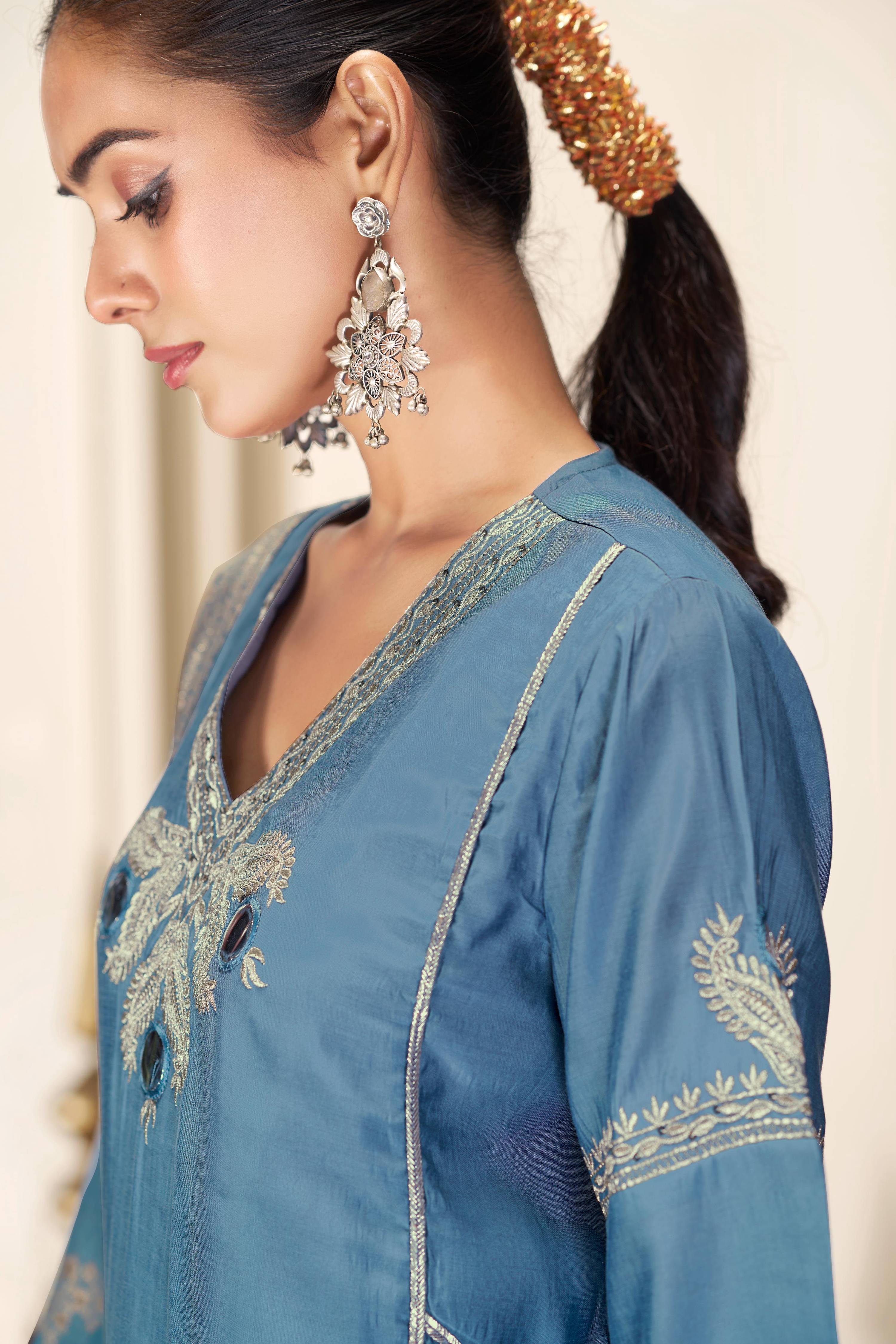 BulBul Shruti Iceblue Silk Kurta Set with Dupatta
