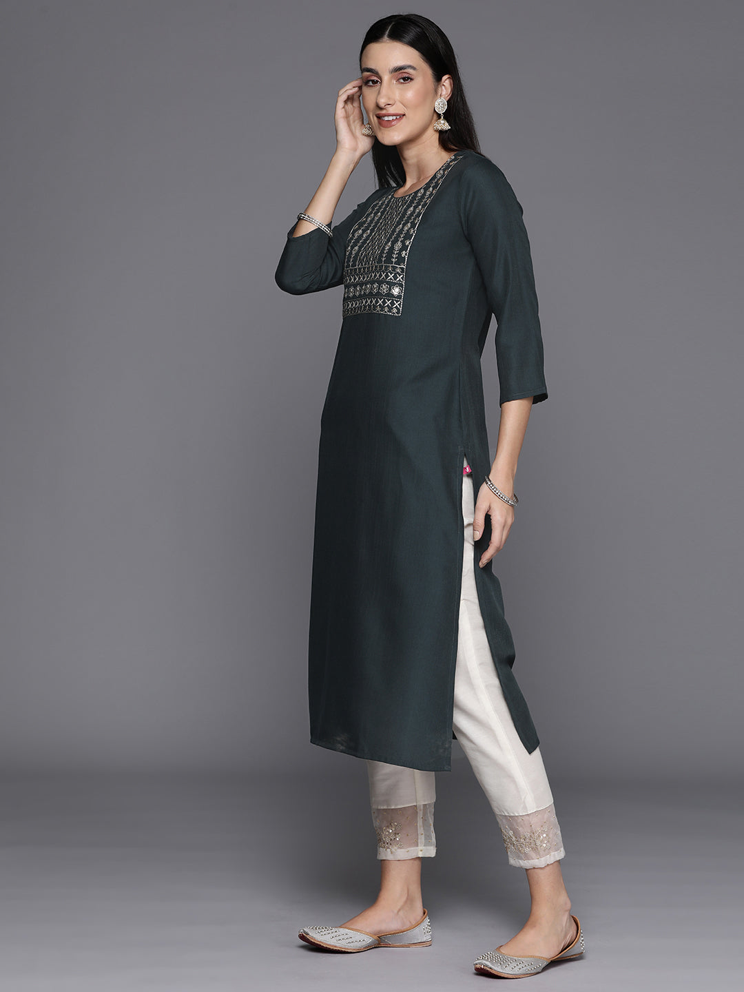 Varanga Women Grey Round Neck Embroidered Yoke Straight Kurta With Side Slits - Distacart