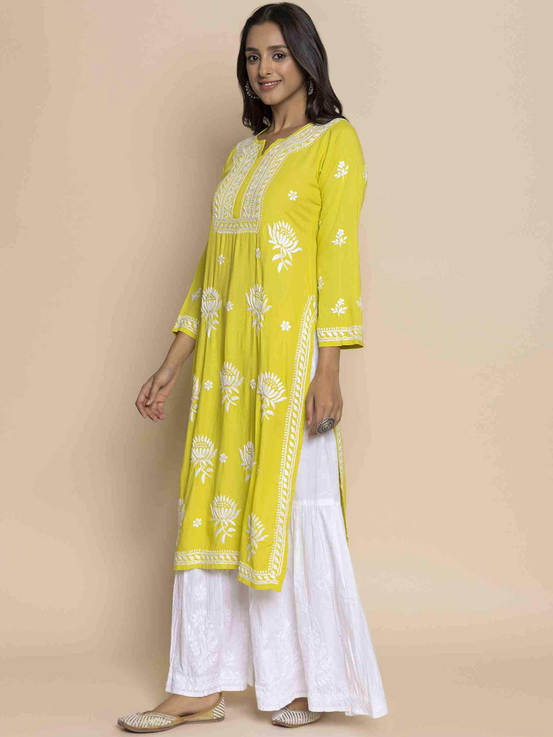 HOUSE OF KARI Floral Chikankari Embroidered Cotton Straight Kurta - Distacart