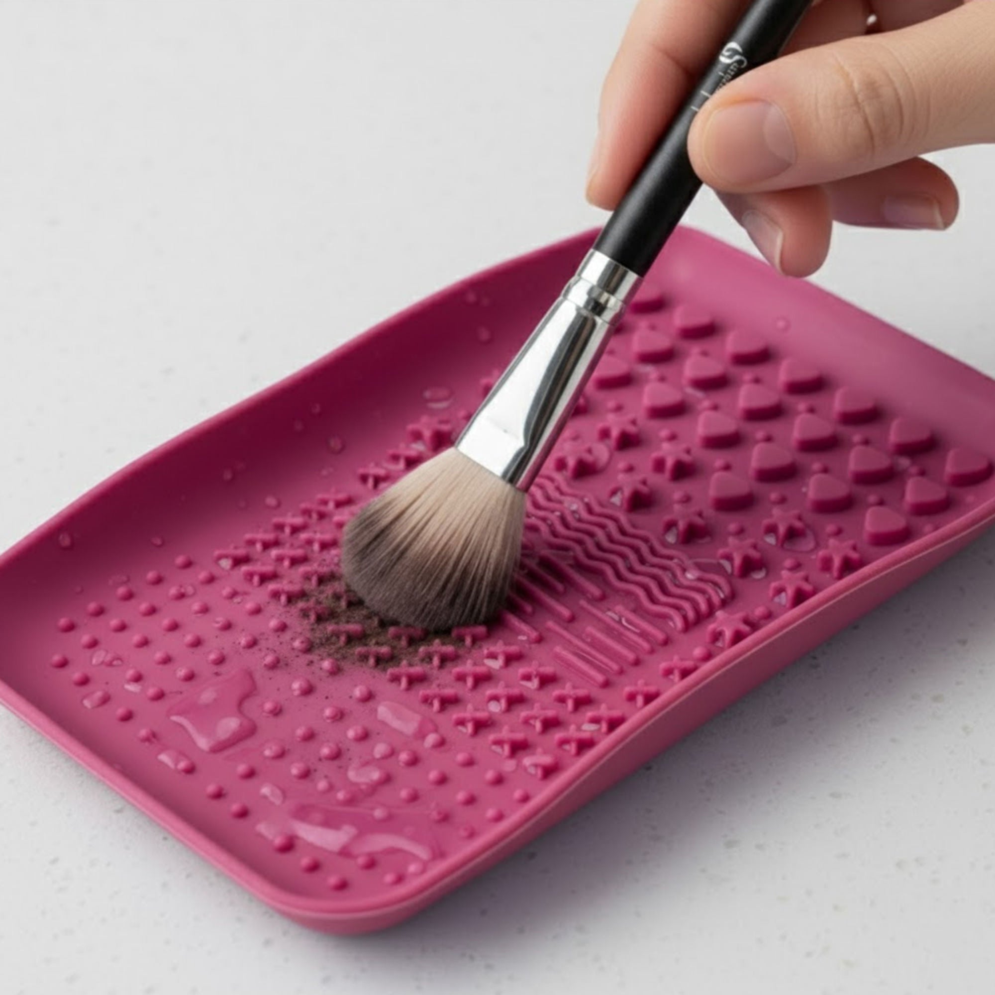 London Prime Silicone Makeup Brush Cleaner   Pink ( Formerly London Pride Cosmetics )