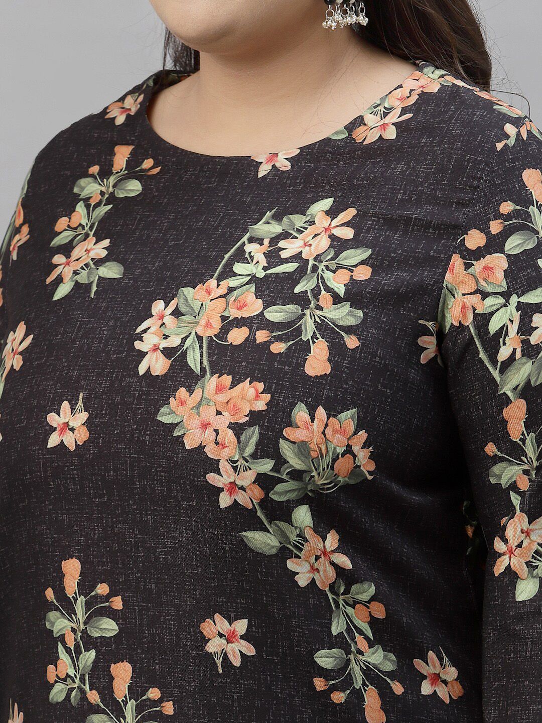 Sztori Plus Size Black Floral Printed Round Neck Straight Kurta with Trousers - Distacart