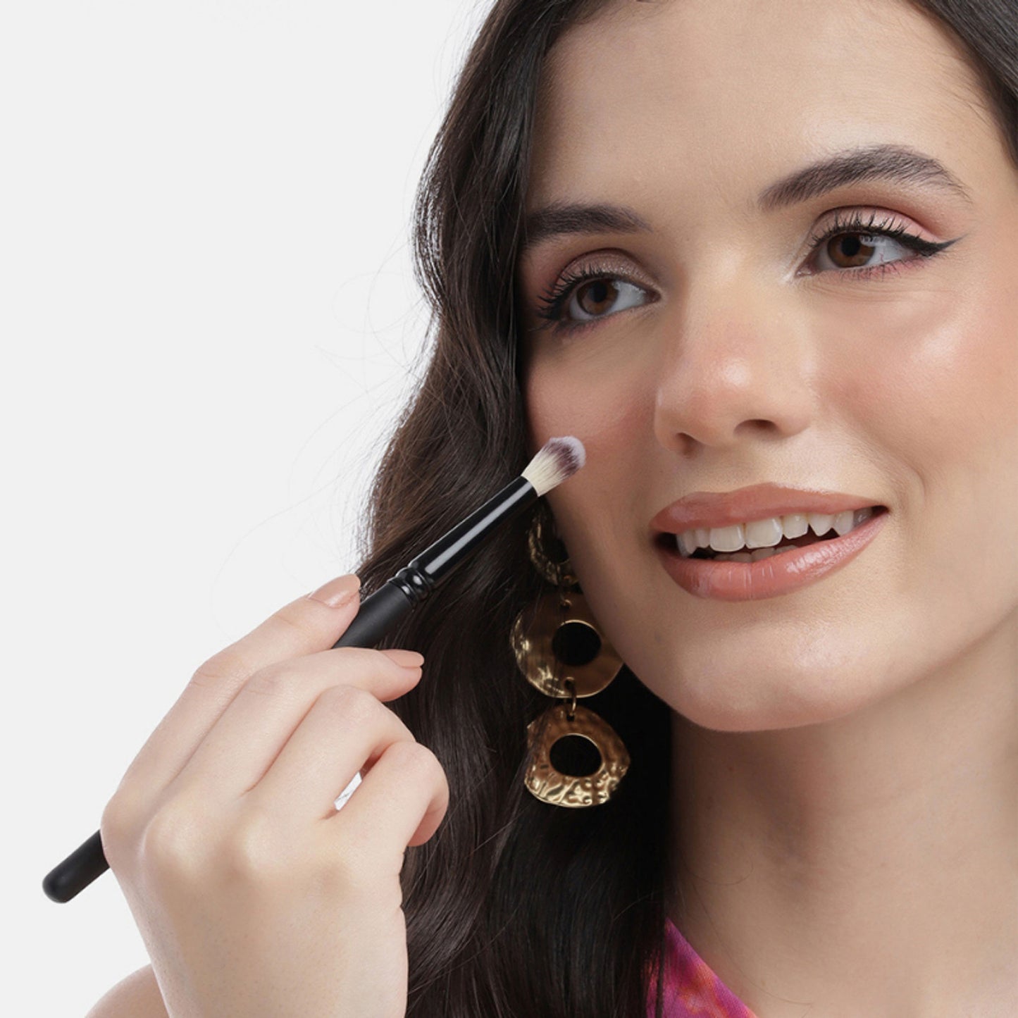 CUFFS N LASHES Eyeshadow Blending Brush - E005 - Distacart