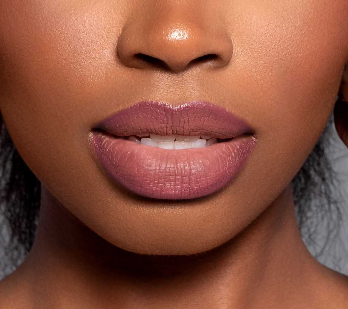 Natasha Moor Legendary Lip Liner - Champion - Distacart