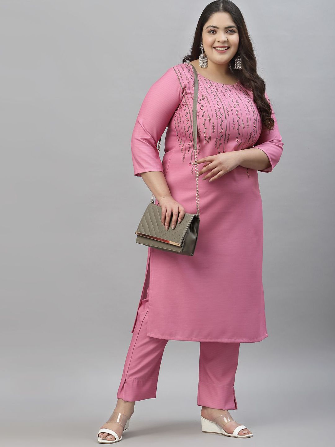 Sztori Plus Size Floral Printed Straight Kurta with Trousers - Distacart