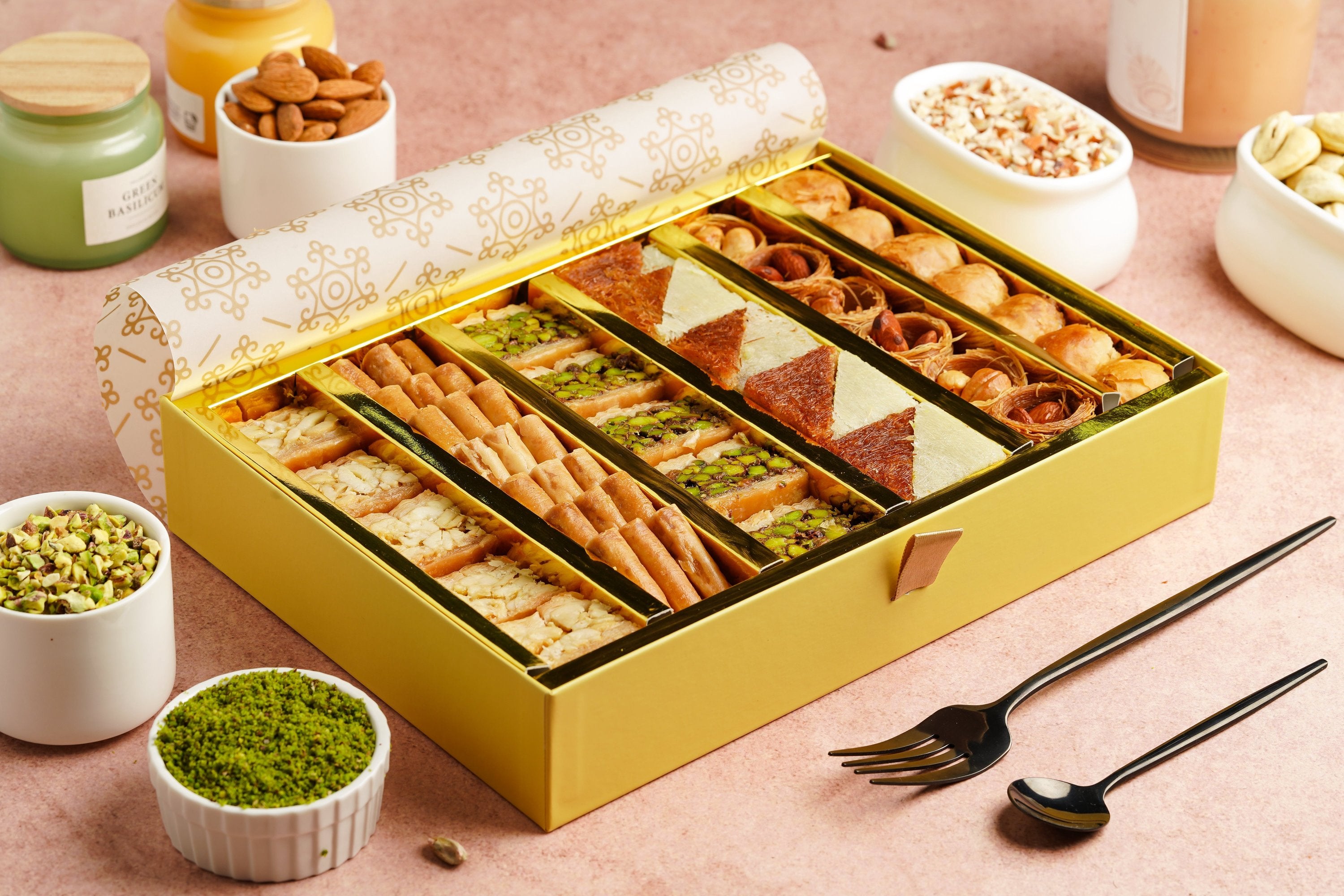 Gourmet Baklava Grandeur Gift Box