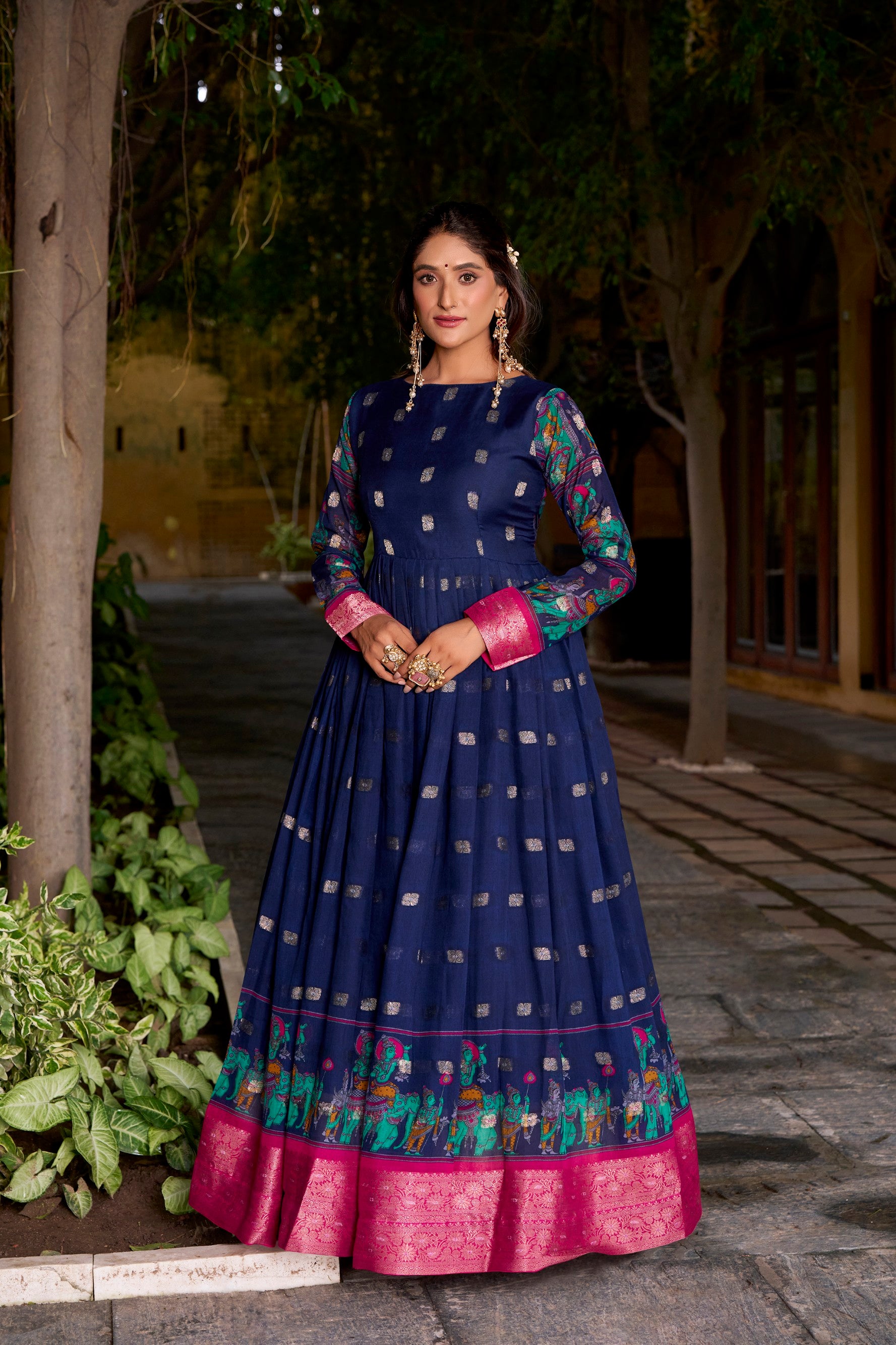 Lorenvalley Fashion Navyblue Poly Cotton Kalamkari Print With Zari Weaving Work Border Gown with Koti