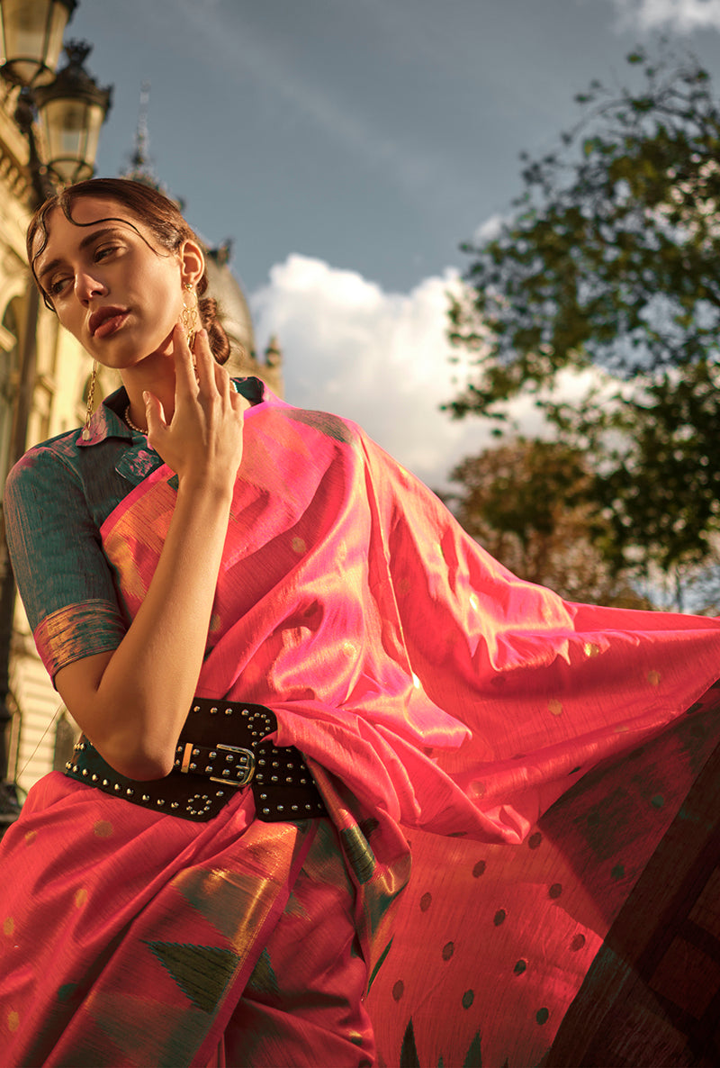 Monjolika Fashion Scarlet Red Color Silk Women'S Traditional Saree