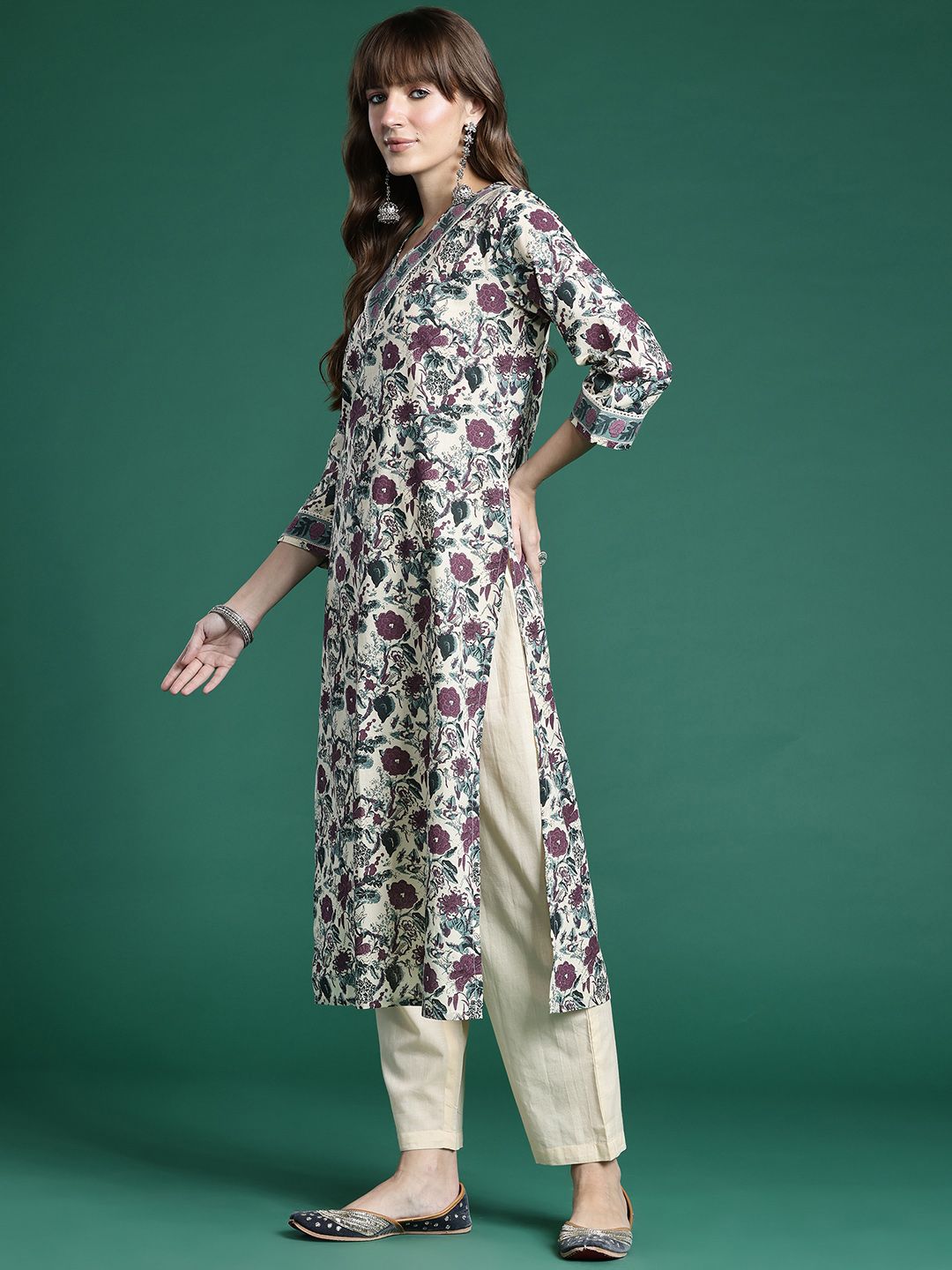 Indo Era Floral Printed Regular Pure Cotton Kurta with Trousers & Dupatta