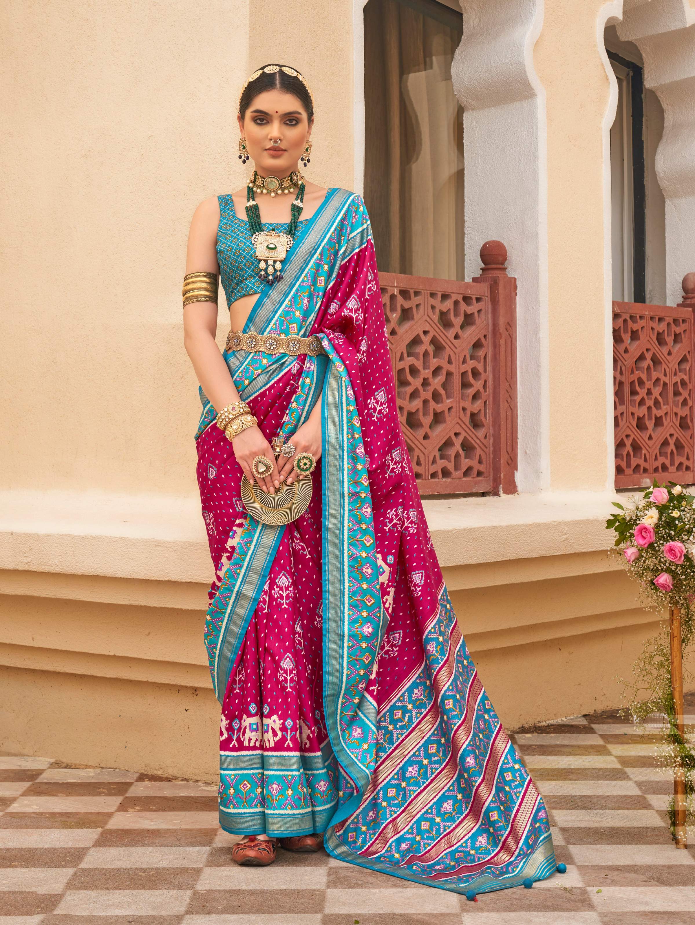 Monjolika Fashion Dark Magenta Colour Sigma Silk Patola Printed Saree With Blouse