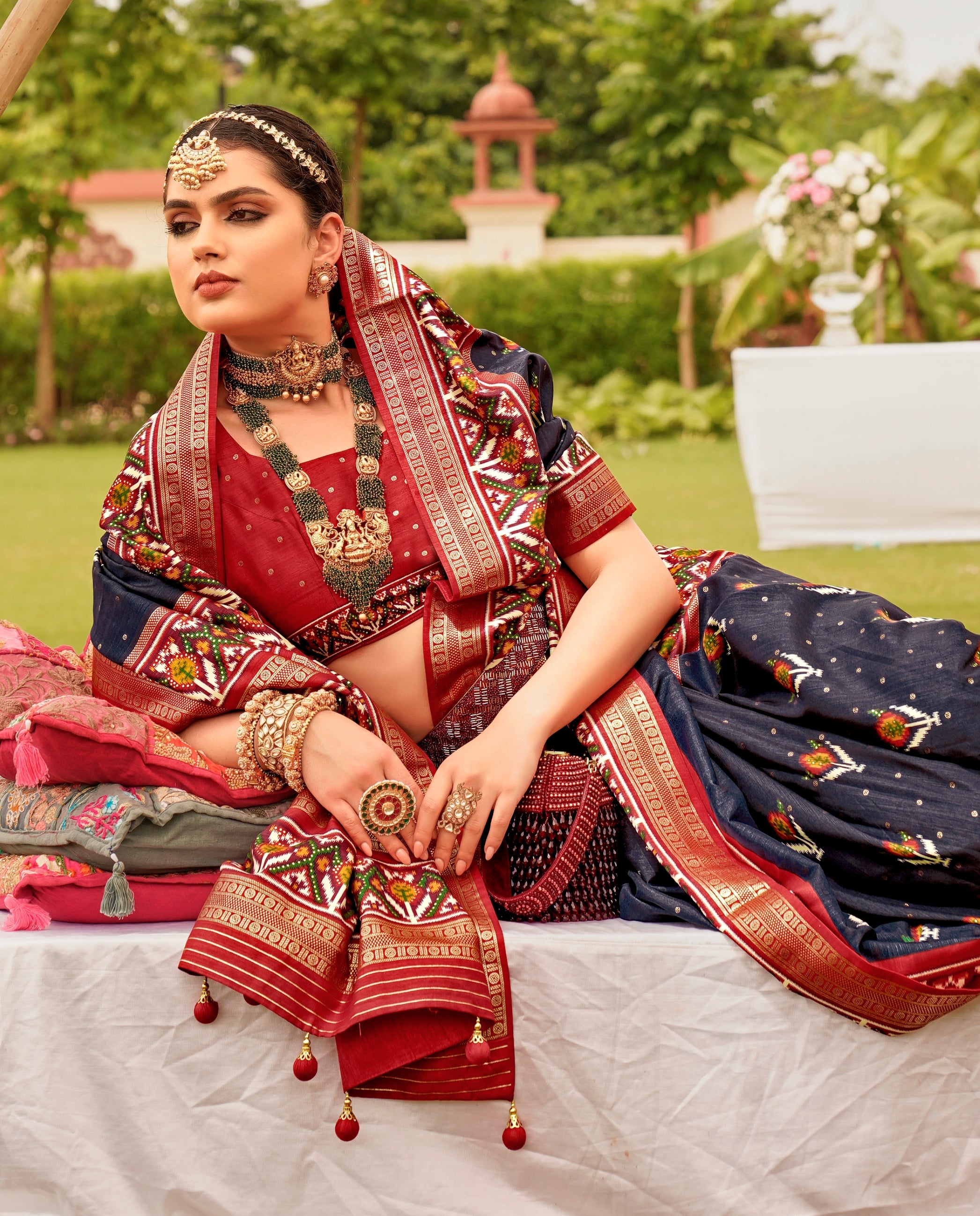 Monjolika Fashion Navy Blue Colour Sigma Silk Patola Printed Saree With Blouse