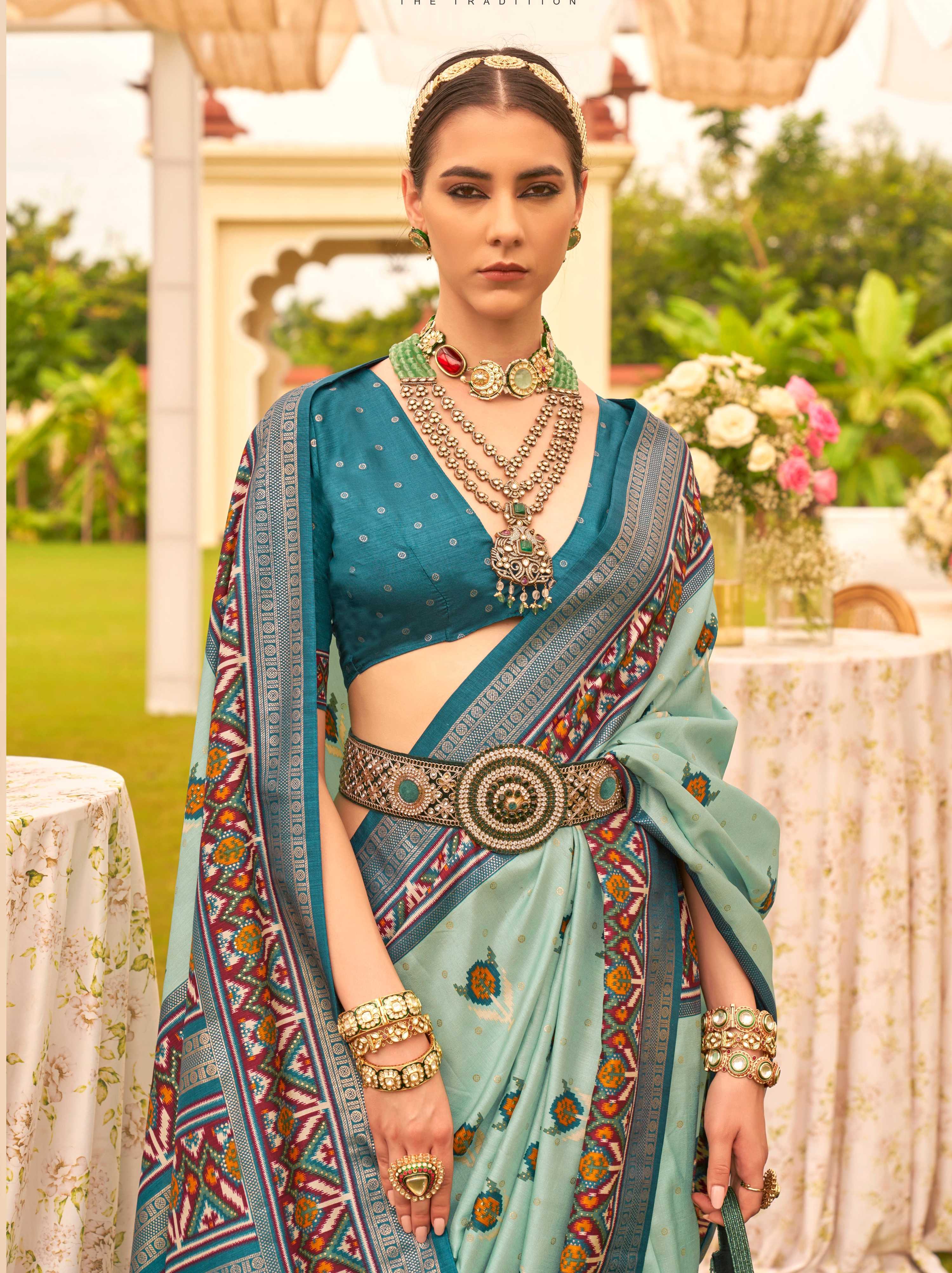Monjolika Fashion Sea Green Colour Sigma Silk Patola Printed Saree With Blouse