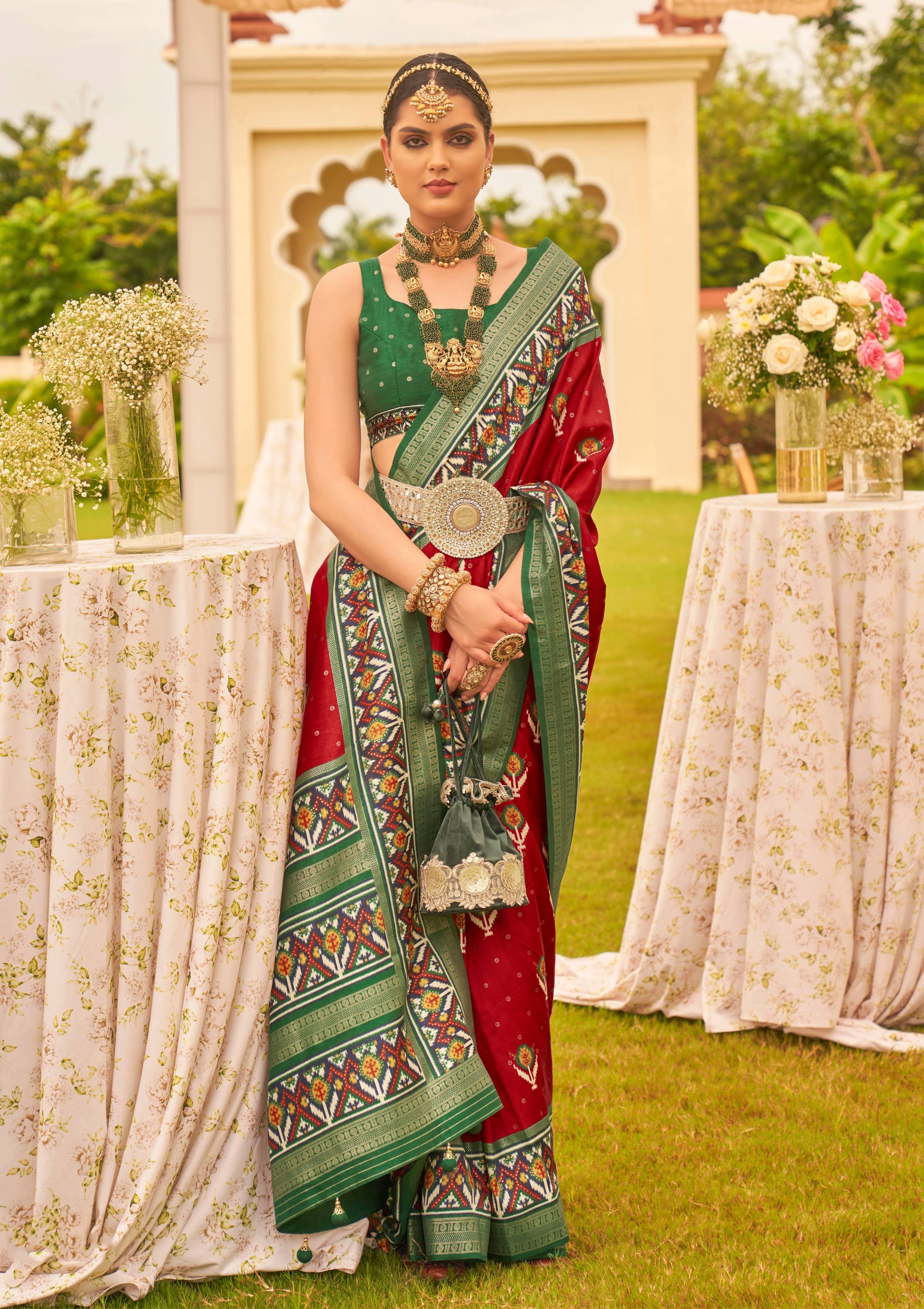 Monjolika Fashion Maroon Colour Sigma Silk Patola Printed Saree With Blouse