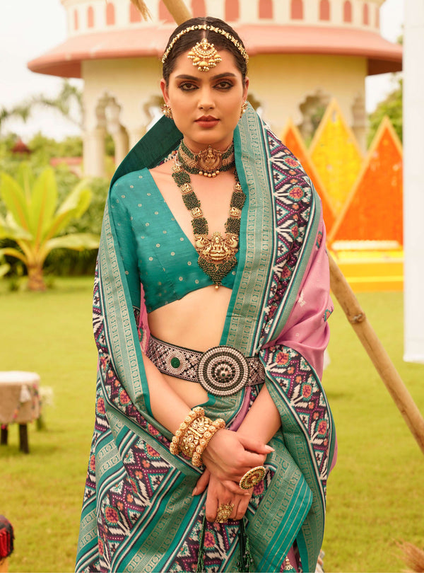 Monjolika Fashion Salmon Colour Sigma Silk Patola Printed Saree With Blouse