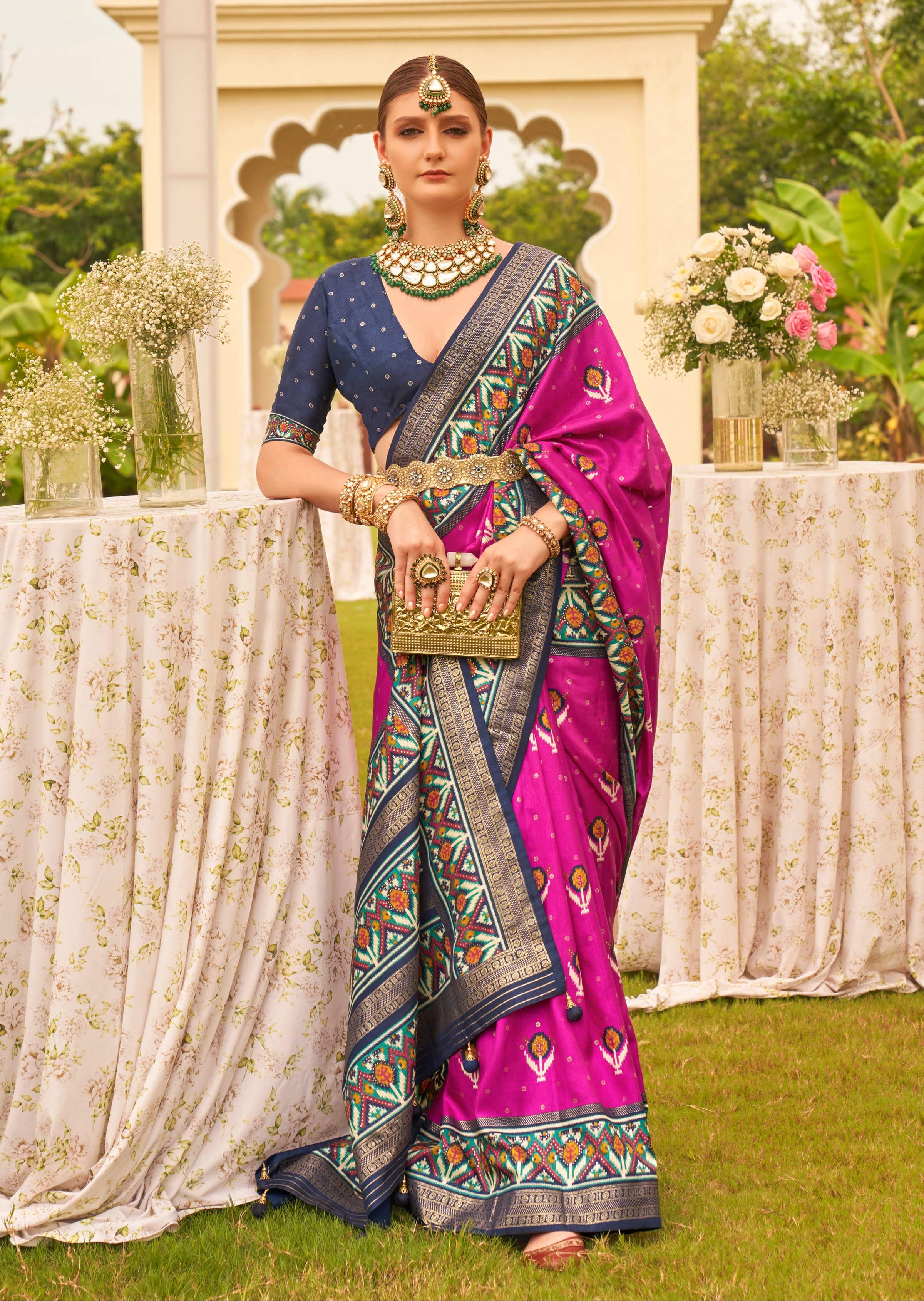 Monjolika Fashion Magenta Colour Sigma Silk Patola Printed Saree With Blouse