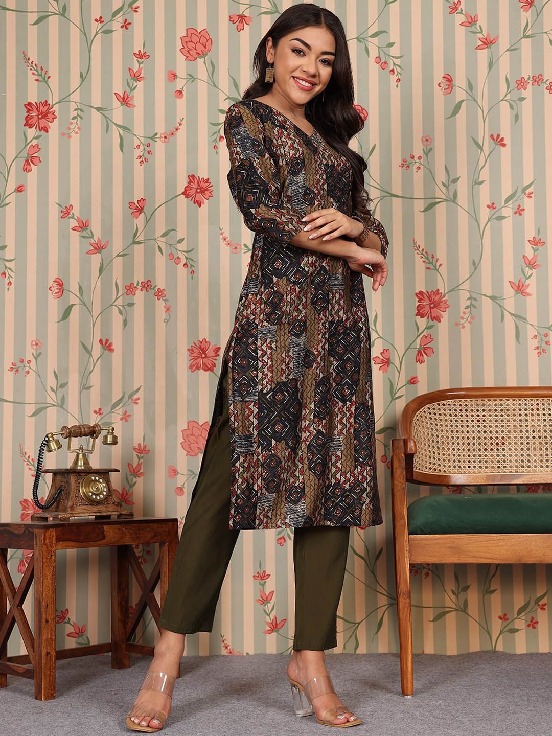 Ode by House of Pataudi V Neck Printed Regular Chanderi Silk Kurta with Trousers - Distacart