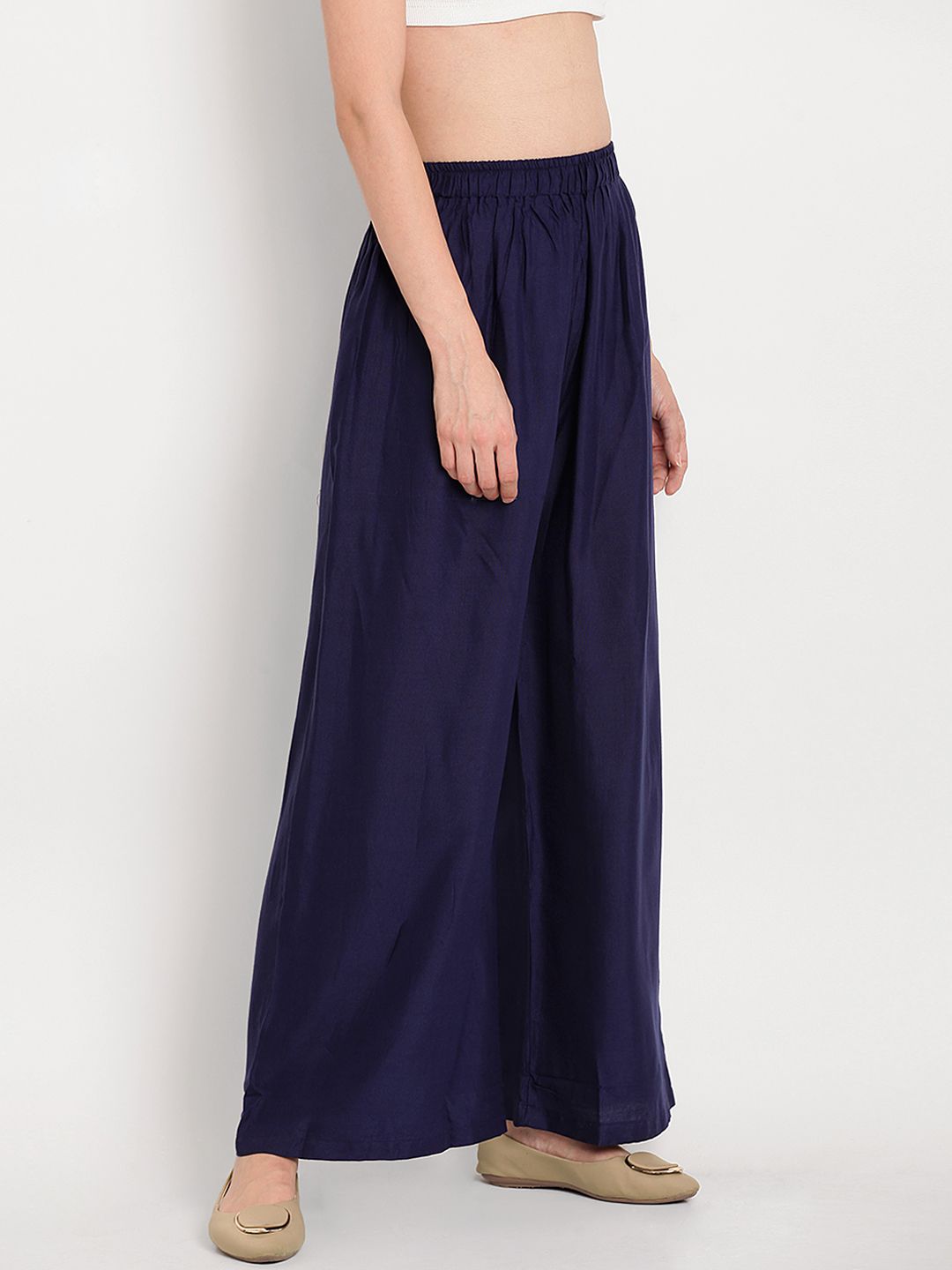 TAG 7 Women Navy Blue Solid Flared Palazzos - Distacart