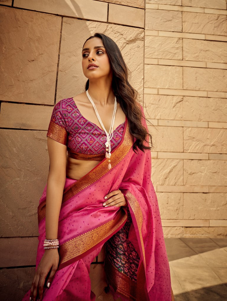 Monjolika Fashion Pink Color Handloom Silk Patola Printed Saree With Blouse - Distacart