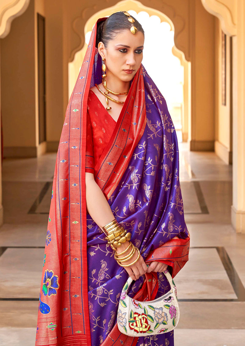 Monjolika Fashion Violet Colour Soft Silk Sarees With Traditional Motifs