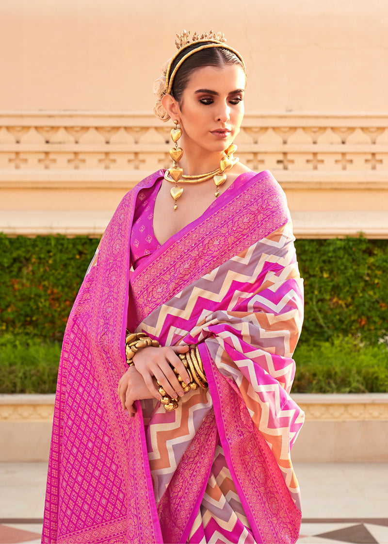 Monjolika Fashion Silk Magenta Foil Print Contemporary Saree