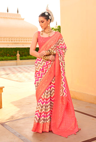 Monjolika Fashion Silk Peach Foil Print Trendy Saree