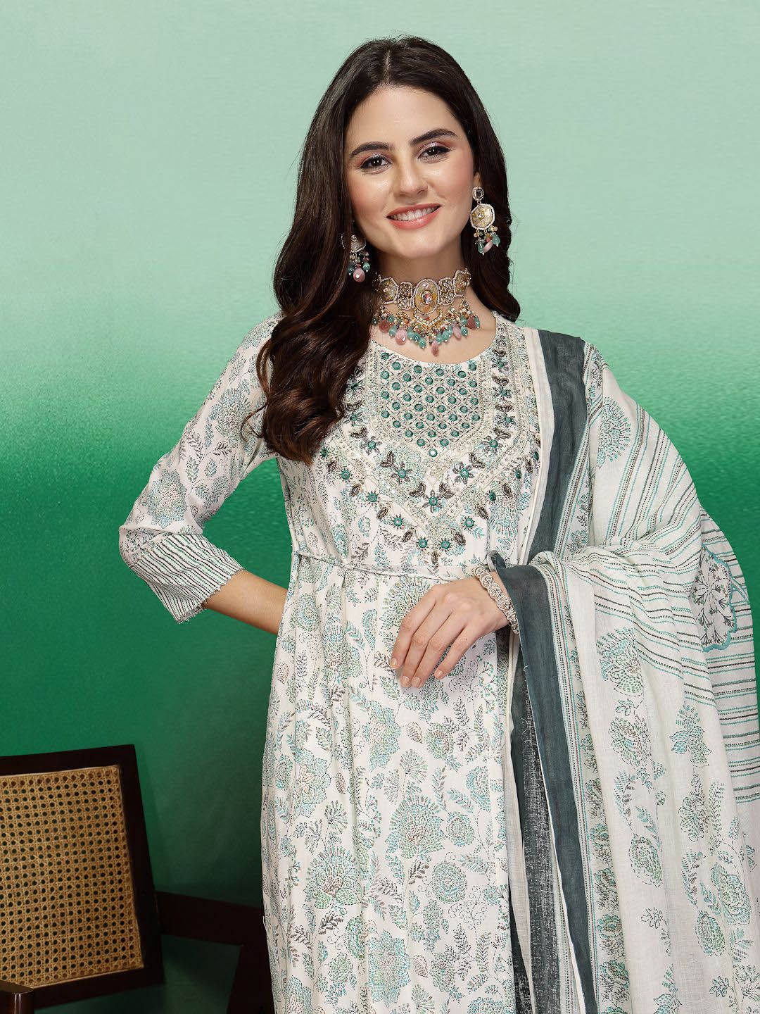 Sangria White & Green Floral Printed A-Line Kurta With Trouser & Dupatta - Distacart