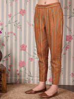 Thumbnail for Ode by House of Pataudi Floral Printed Angrakha Pure Cotton Kurta with Trousers - Distacart