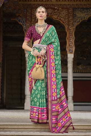 Monjolika Fashion Light Green And Pink Patola Print Silk Festival Trendy Saree