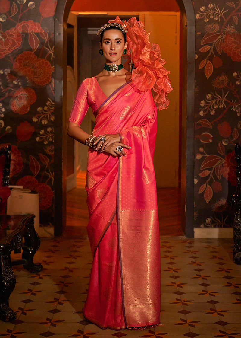 Monjolika Fashion Handloom Silk Weaving Peach Trendy Saree