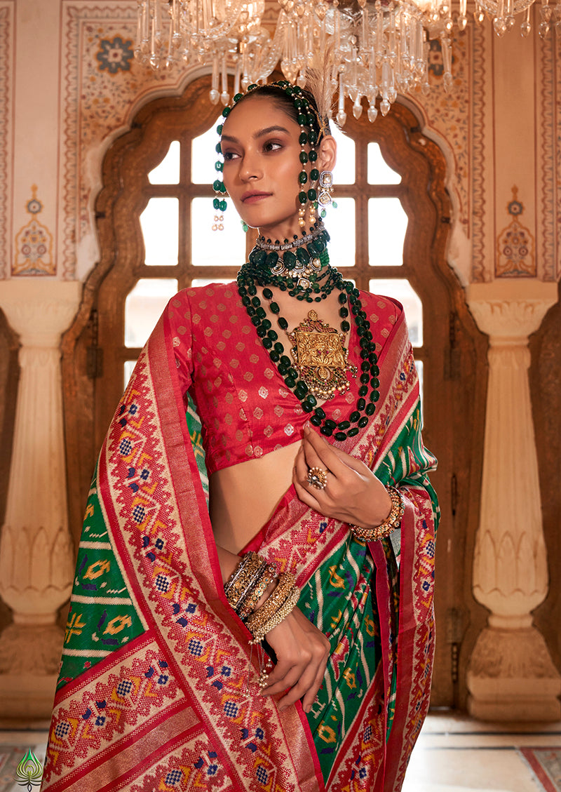 Monjolika Fashion Green Patola Print Festival Contemporary Saree