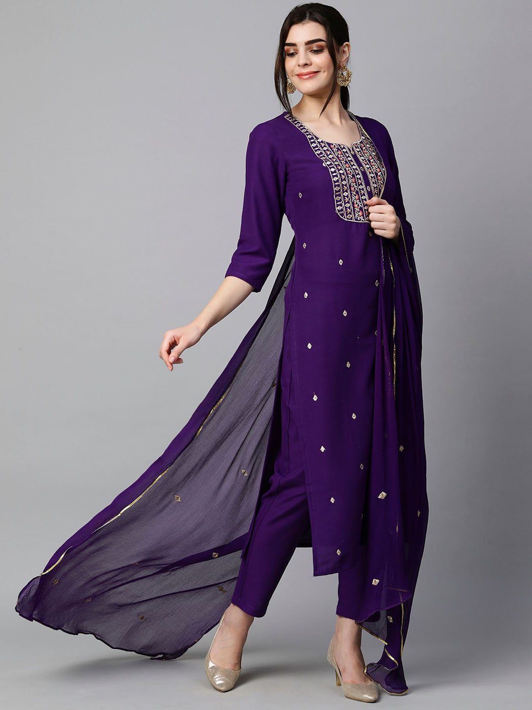 Kalini Floral Embroidered Regular Kurta With Trousers & Dupatta - Distacart