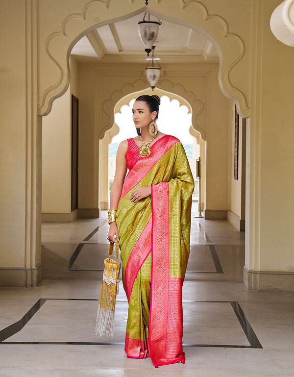 Monjolika Fashion Banarasi Silk Weaving Pear Trendy Saree