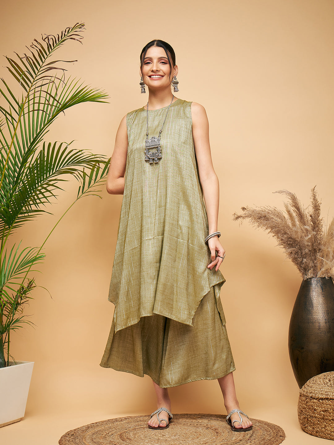 InWeave Olive Lurex Short Kurta - Distacart