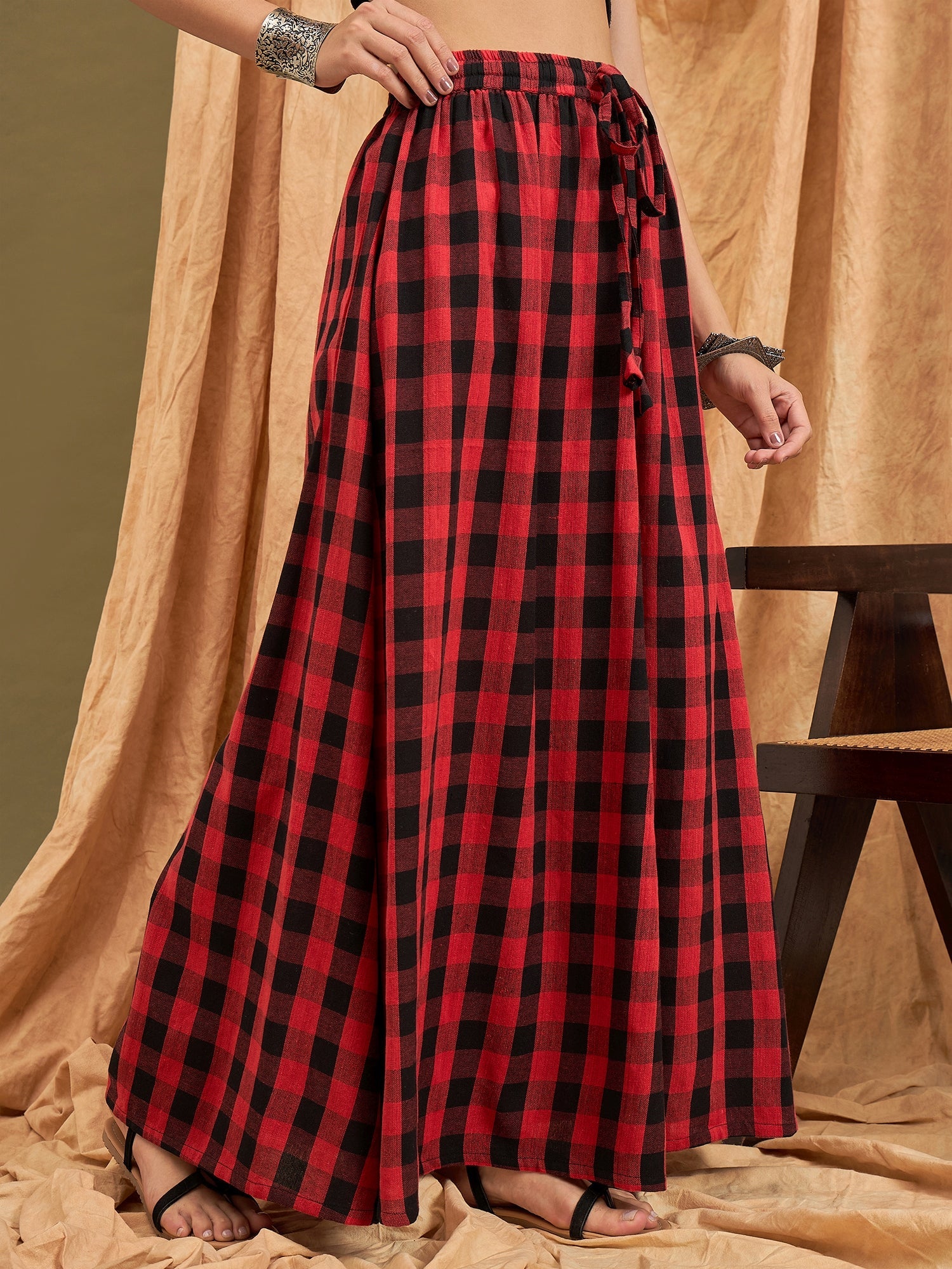 InWeave Black Red Check Skirt - Distacart