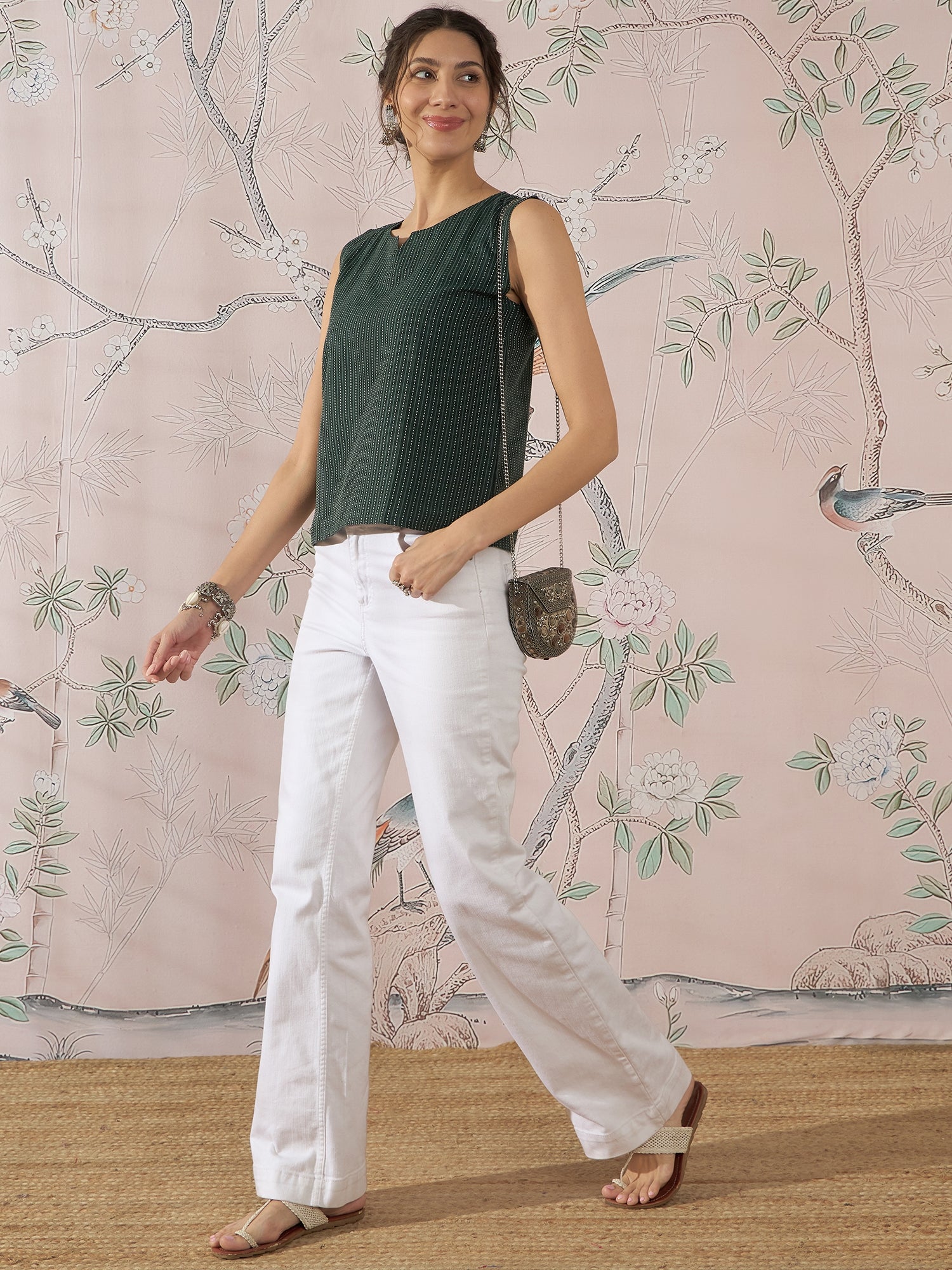 InWeave Dark Green Sleeveless Kantha Top - Distacart