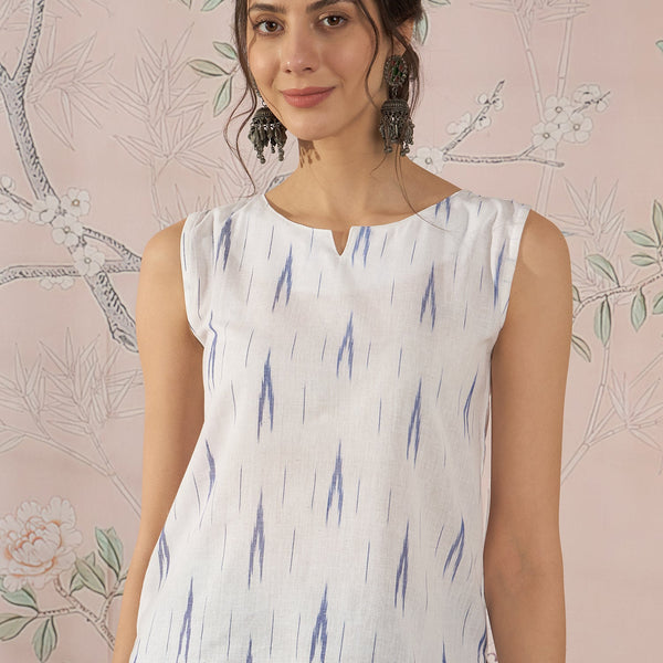InWeave White Blue Ikkat W/S Top - Distacart